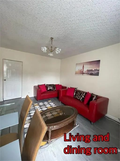 Super Deluxe Extra Large 3 Bedroom Apartment Stanley   Stanley (West Yorkshire)